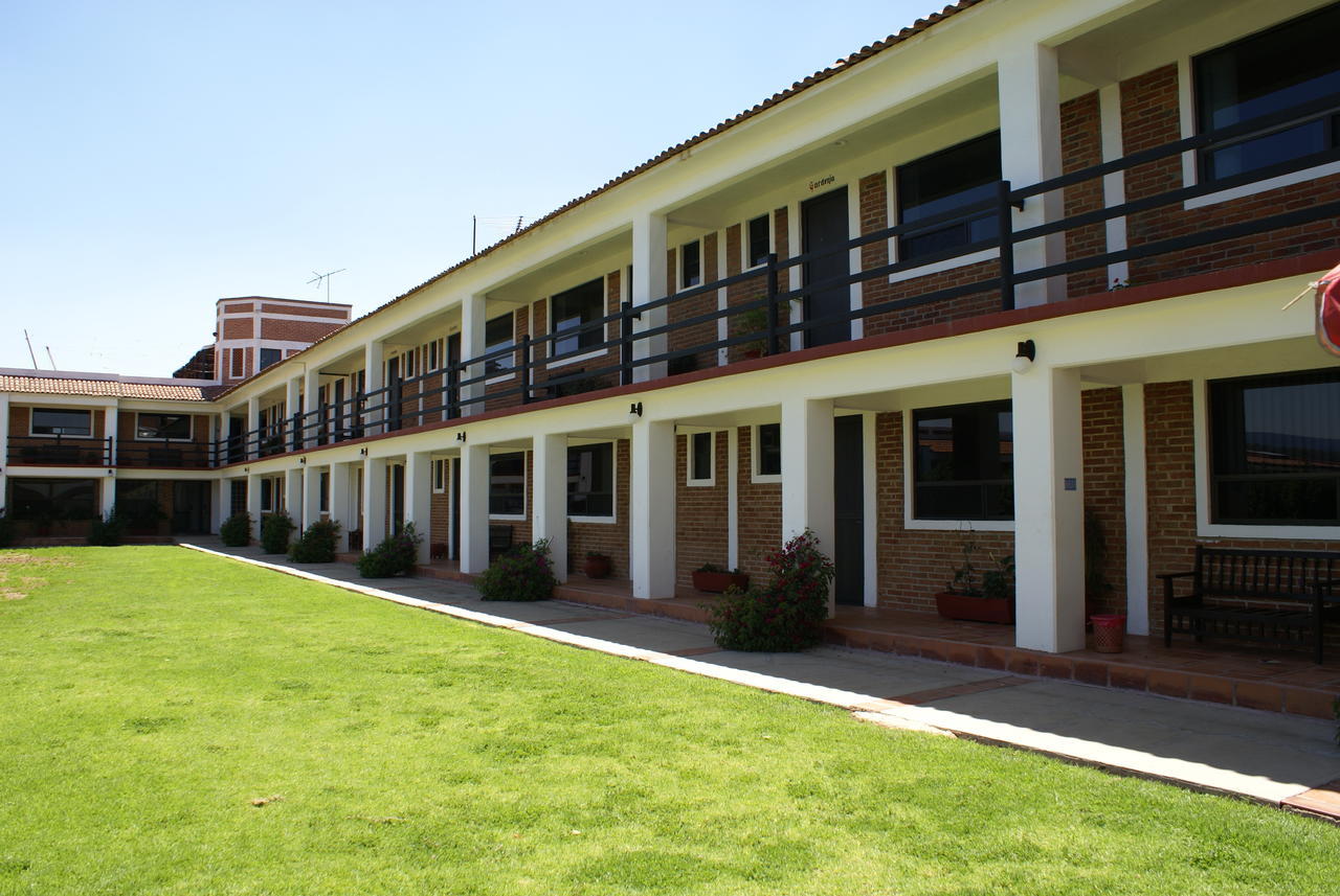 Hotel Los Sauces Villa Del Carbon Exterior foto